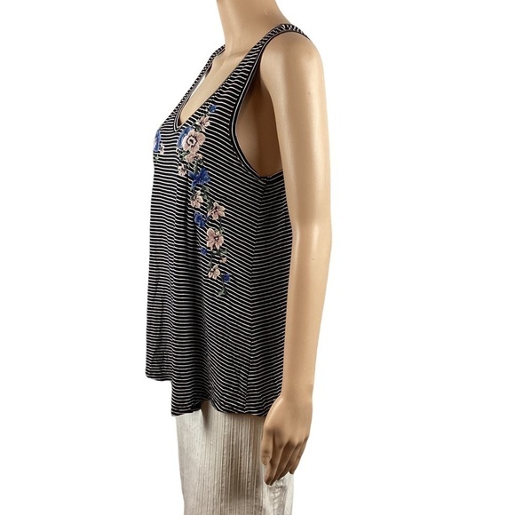 American Eagle Outfitters Soft & Sexy Tank Top Size M Black Stripe - Picture 4 of 7